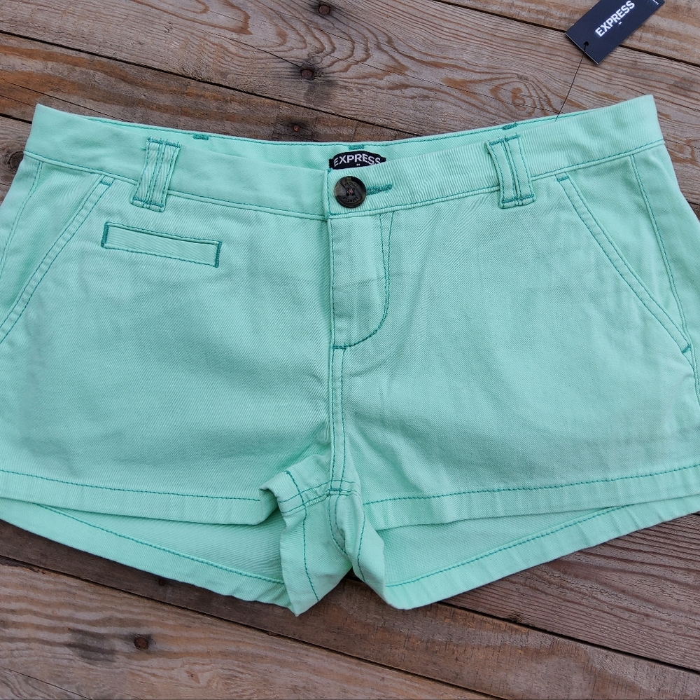 Express Shorts Size 4 Mint Green NWT
